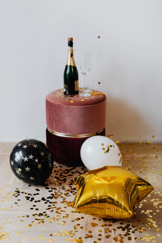 new years party _ Brooklyn _ friendships _ holidays _ 11238 _ 11225_ 10013 New Year's Decorations.